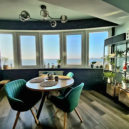 Little Amsterdam Summerland * Mamaia